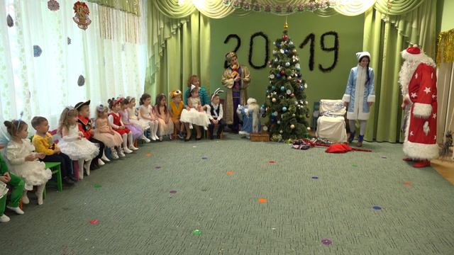 Новорічний ранок, 2019 (сад 8 ''Плай'') смотреть онлайн