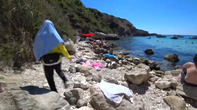 Лучший пляж КРЫМА ( бухта Александры ) смотреть онлайн