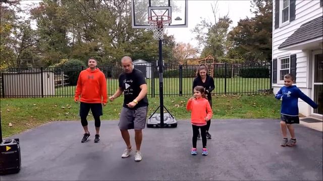 Learn How To Dance To The Cupid Shuffle - DANCE - Family Phys. Ed. смотреть онлайн