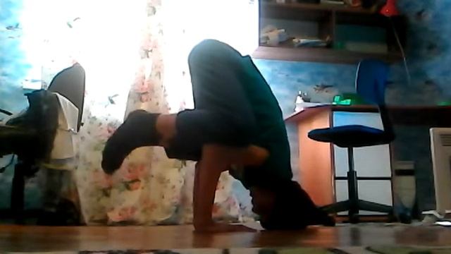 брейк данс стойка на голове смотреть онлайн