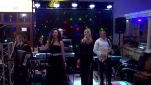 Марина і компанія. Сама П`ю,     Сама Наливаю, Сама Собі Стелю...