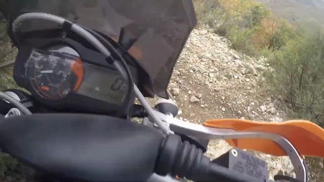 Загнали в горы Kawasaki KLХ 250, немного мотоальпинизма и неизменно красивые виды смотреть онлайн