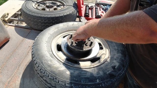 How to replace wheel bearings in any 2 wheel drive vehicle! (Mazda B2200) смотреть онлайн