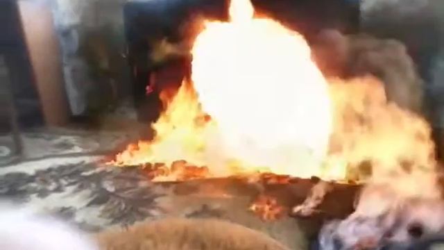 Горит телик смотреть онлайн