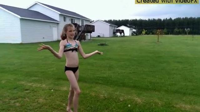 front walkover and cartwheels tutorial with Courtney and Britney! смотреть онлайн