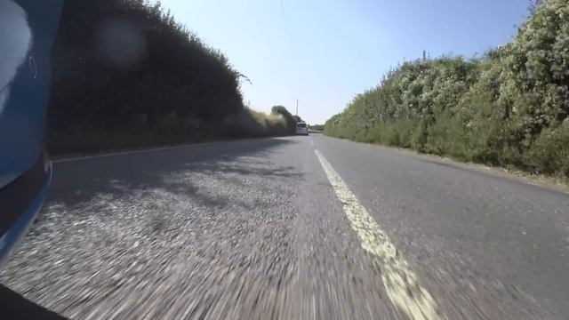 Why This 20 Year Old Drives A Super Rare Volvo V40 T5 смотреть онлайн