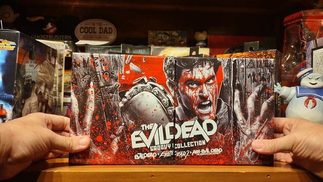 The Evil Dead Groovy Collection 4K Set смотреть онлайн