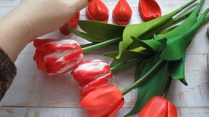 Презентация Мастер-класса Тюльпан из фоамирана.Автор Елена Гуреева.