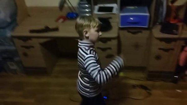 crystal castles - leni