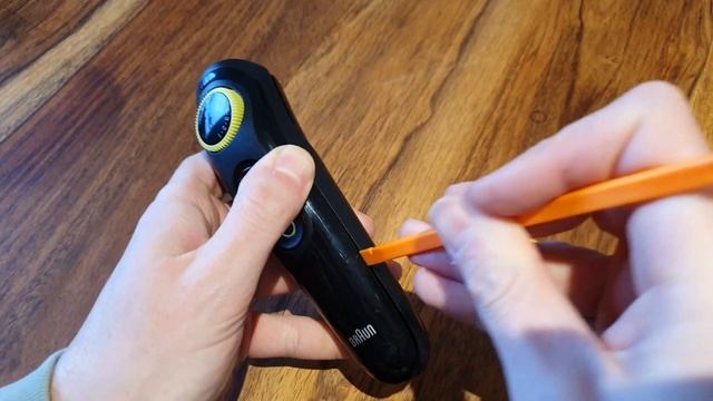 How to disassemble a Braun 5516 beard trimmer смотреть онлайн