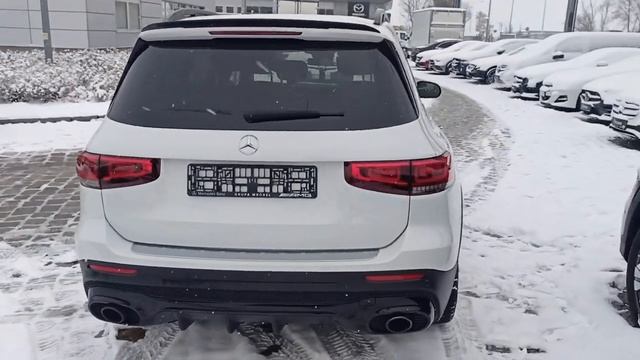 Mercedes-AMG GLB 35 4M смотреть онлайн