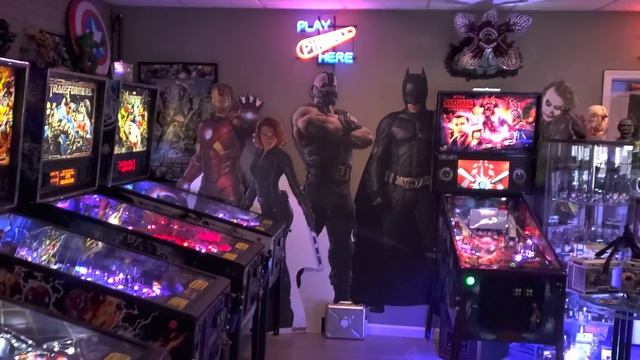 Brad's Mancave / Game Room / Pinball Arcade / Movie Room / Sports Gym смотреть онлайн