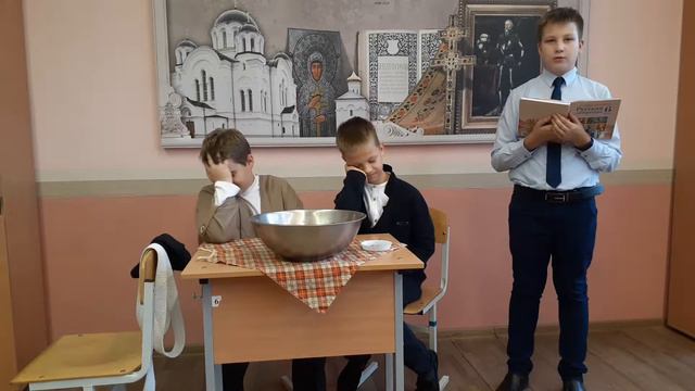 Гимназия 38  Крылов Демьянова уха