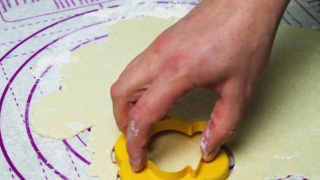 ПЕЧЕНЬЕ из творожного теста Гусиные лапки смотреть онлайн