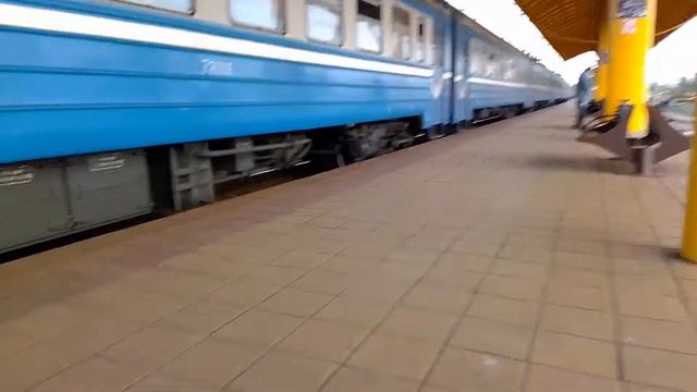 Отправляется поезд 6897 Минск Молодечно со станции Либядзины смотреть онлайн