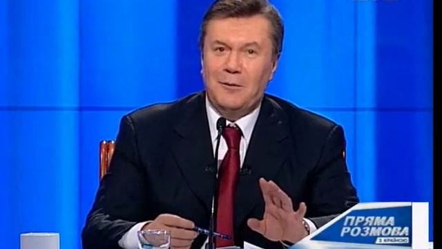 Янукович заспівав Любимый город может спать спокойно   Укрaїнa   ТСН Ua