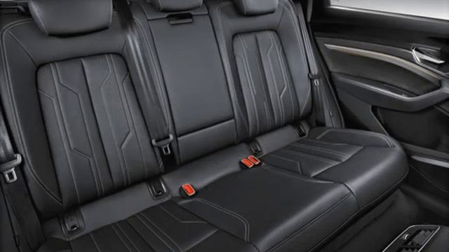 The first all-electric Audi e-tron REVIEW | Audi e-tron Interior & Exterior смотреть онлайн