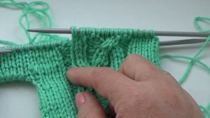 №111. Для новорожденного//Вязание спицами//Детский комбинезон//Подробный рассказ