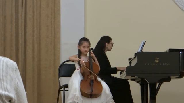 Udval plays Variations by I. Volchkov смотреть онлайн