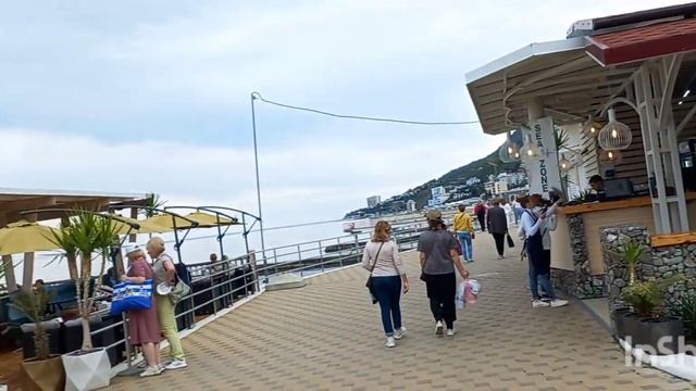 Что происходит в Крыму. Южный берег Крыма. Алушта. Профессорский уголок. 6 мая 2023г. смотреть онлайн