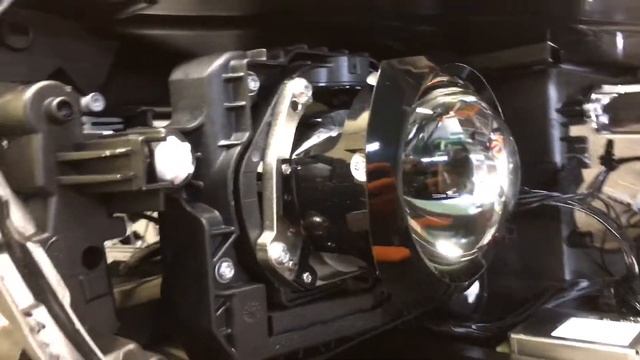 Volkswagen Tuareg NF - ремонт фар, замена линз, диодные линзы Expression смотреть онлайн