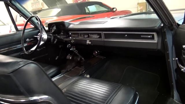 1966 Plymouth Sport Fury 383 V8 4 spd at Country Classic Cars смотреть онлайн