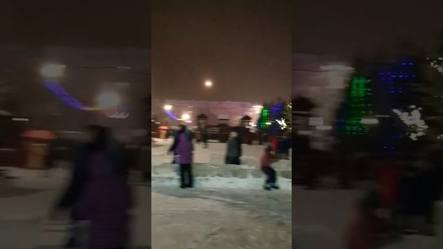 Орск. Открытие главной ёлки. 2018 . Салют. Фейерверк. смотреть онлайн