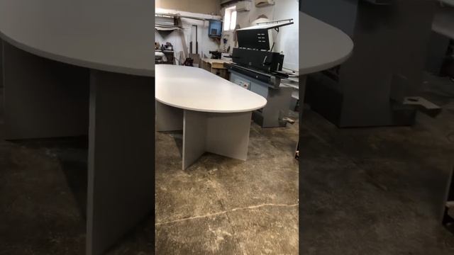 Огромный четырёхметровый стол сделали ? Ростов-на-Дону #мебельростов #ростов #кухниростов смотреть онлайн