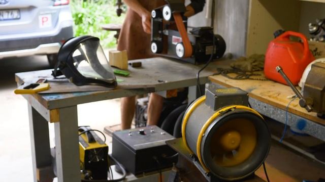 Can I Chop Down a Tree Using Only a Tree? смотреть онлайн