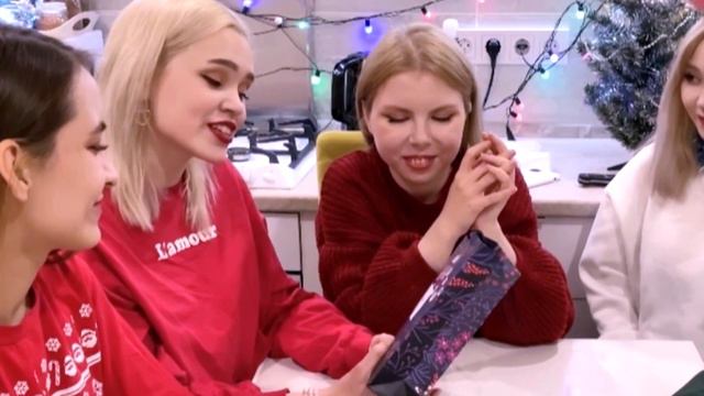 Happy New Year ♡ Тайный Санта с Bubblegum смотреть онлайн