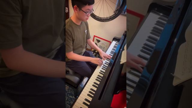 Student Performance | Chopin Nocturne in C#m | No.20 🎹🎶 Ms Dan Dan смотреть онлайн