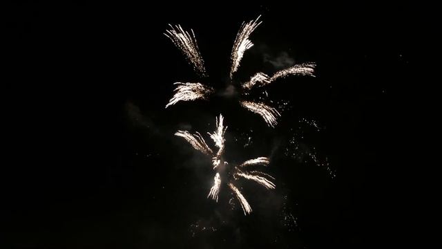 Салют в Переделкино Ближнее смотреть онлайн