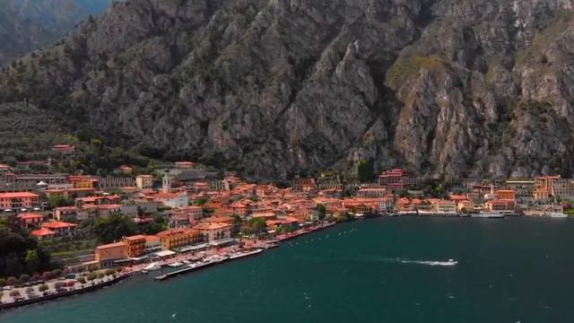 Привлекательная Италия и музыка цветов | Attractive Italy and the music of flowers смотреть онлайн
