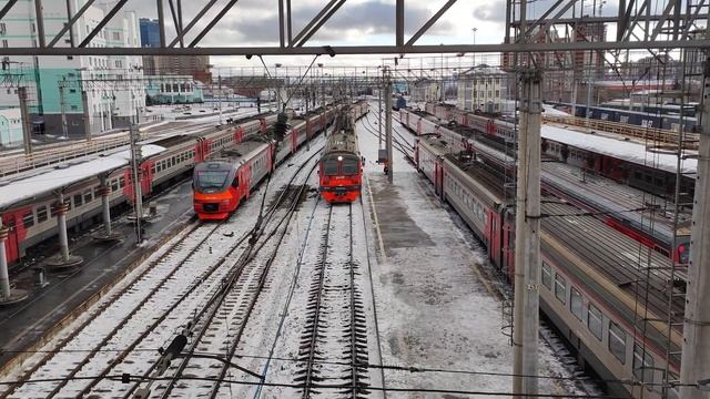 Электропоезд ЭД4М-0351 сообщением Тогучин - Новосибирск-Главный смотреть онлайн