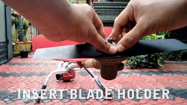 brush cutter blade installation/grass cutter cutting blade installation смотреть онлайн