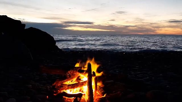 Костёр у моря (видео для медитации) смотреть онлайн