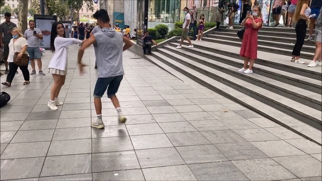 Лезгинка На Улице Руставели 2022 Девушки Танцуют Красиво В Тбилиси Аминка ALISHKA Aminka Dance