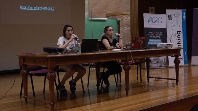 FemIT 2019 - Live coding: Programación aplicada al arte смотреть онлайн