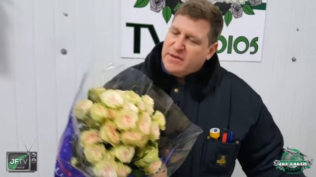 JFTV: Esmeralda's Brilliant Stars Green Pink spray roses with Mike смотреть онлайн
