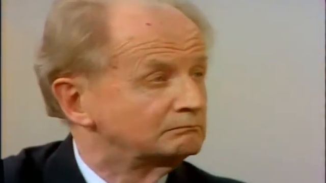 Wilhelm Kempff plays Beethoven's Moonlight Sonata mvt 1 смотреть онлайн