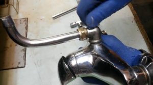 Переделка смесителя для душевых кабин на обычный с коротким изливом.