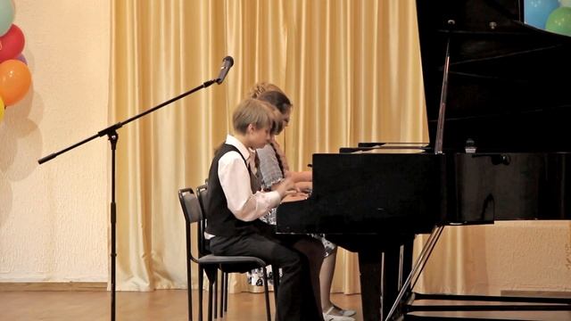 05 Поздравление Танец с саблями смотреть онлайн