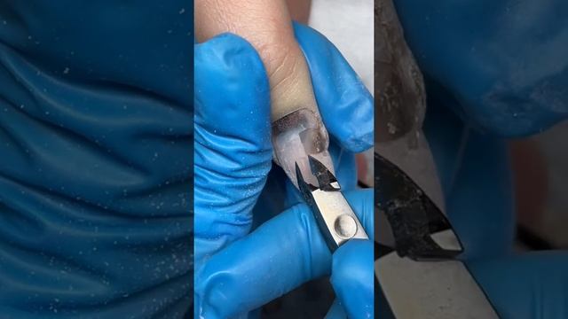 БОЛЬ | ПРИДАВЛЕННЫЙ ПАЛЕЦ | СЛОМАННЫЙ НОГОТЬ #ногти2022 #боль смотреть онлайн