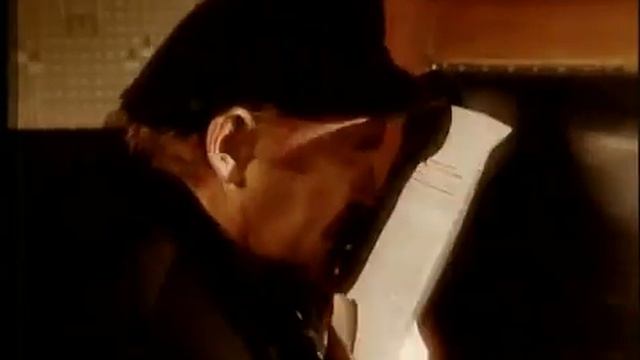 АНЕКДОТЫ ржу не могу . Городок на колёсах ."Владимир Ленин и Феликс Троцкий нюхают первый № Искры смотреть онлайн