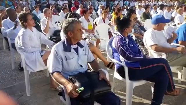 Día de Medicina Latinoamericana смотреть онлайн