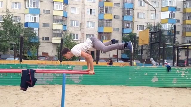 #1 Планш, горизонт на брусьях (учусь). смотреть онлайн