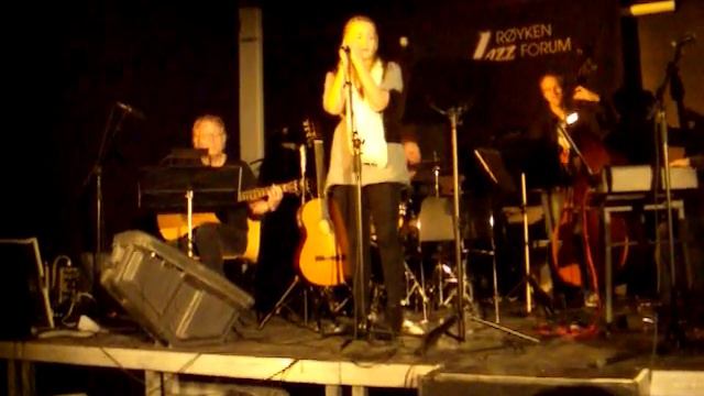 Oh tysta ensamhet смотреть онлайн