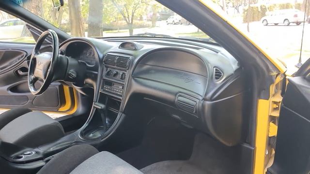 Ford Mustang 1995 GT El consentido de los 90s смотреть онлайн
