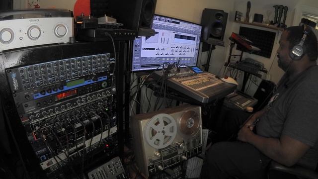 Exploring the Roland JX8P and Oberheim Strummer, korg ms-20, casio cz-3000, mpclive смотреть онлайн