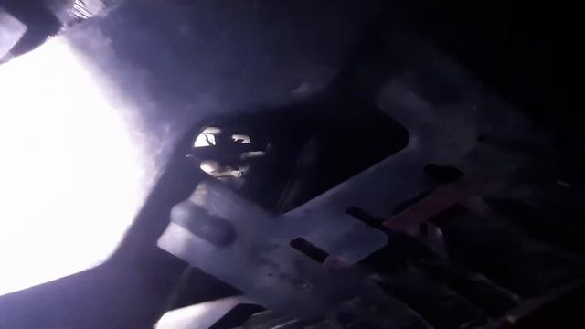 самая простая замена лампочек ПТФ на KIA SPORTAGE 2 смотреть онлайн